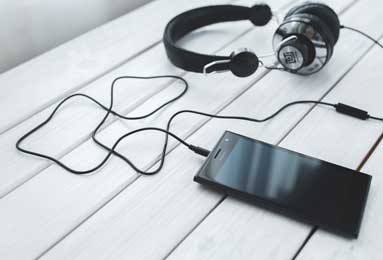 爱游戏入口：开启你的掌上娱乐新纪元